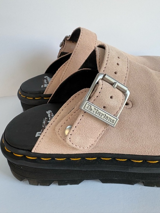 NWOT Dr. Martens Zebzag Suede Slingback Platform Mules Size 8 Women’s/ 7 Men’s - Picture 4 of 13